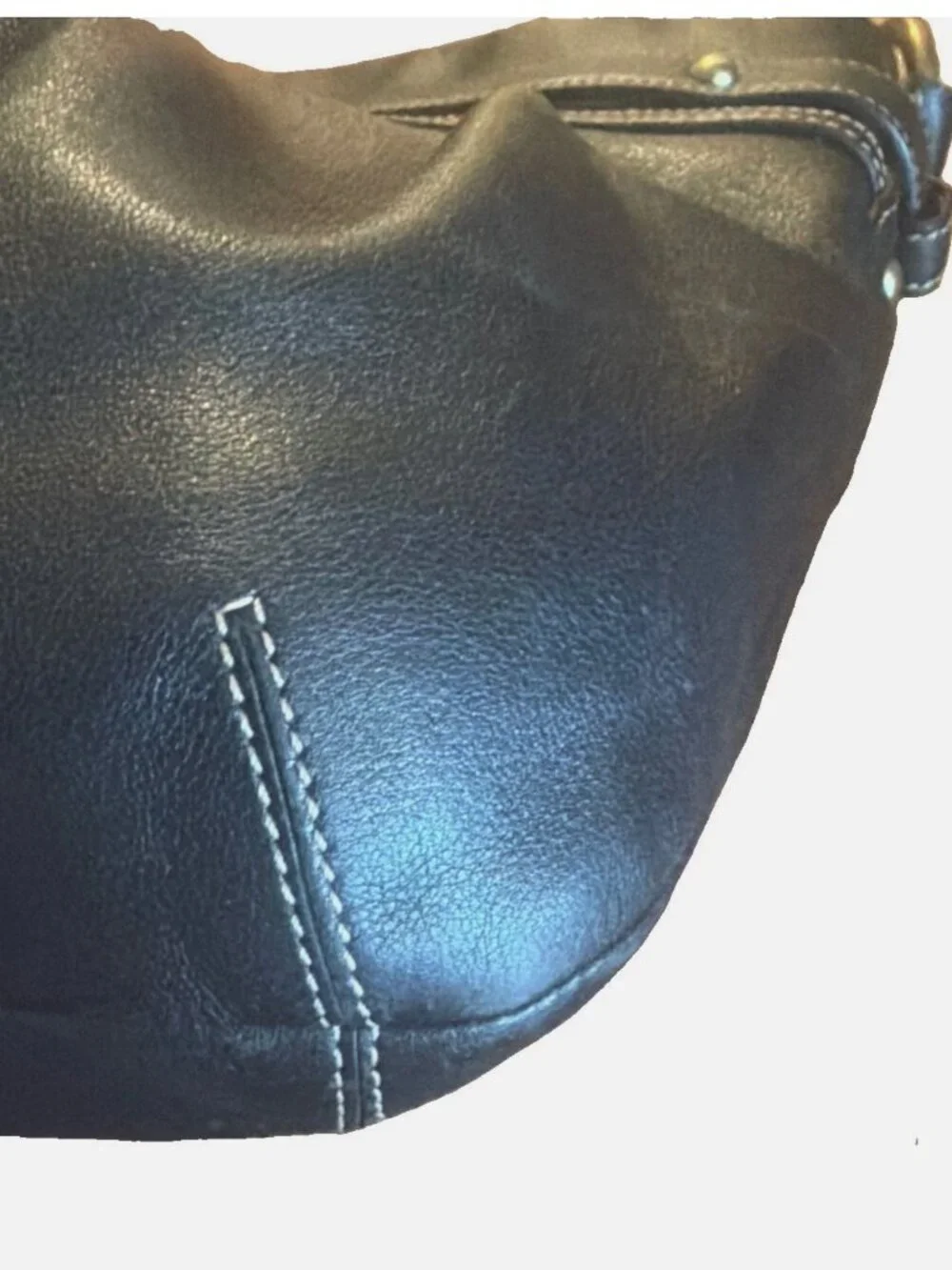 Vintage Coach Hampton Shoulder Bag Pleated Leather Black 8B15 Zipper Gold Charm